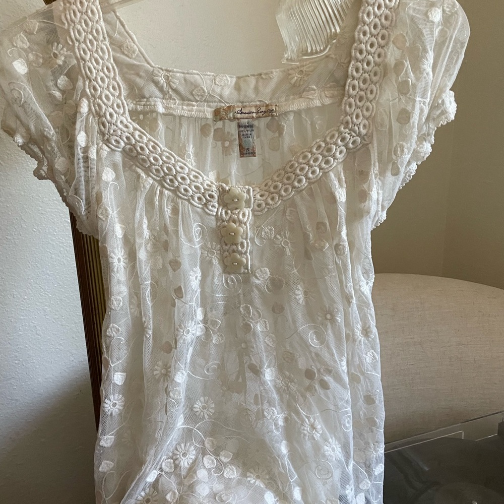 Prarie girl floral lace top